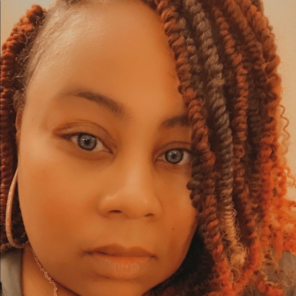 Meet your Posher, Marquita - Picture 1 of 1